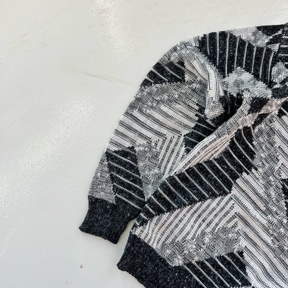 Vintage Knit Sweater - Picture 4 of 7